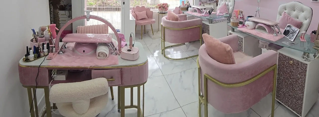 Los Caprichos De Camila Nails
